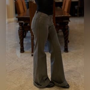 Shyanne Black Mid-Rise Straight Jeans